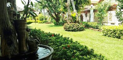 Baan Laksee Pool Villa