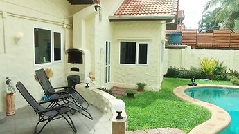 Baan PaiFar Pool Villa