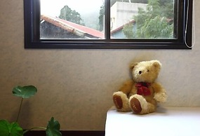 Fenchihu Street Hotel