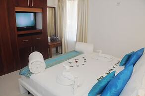 White Villa Resort Aungalla