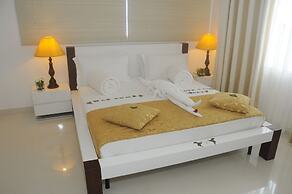 White Villa Resort Aungalla