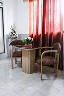 Hill View Hotel McCarthy Hills