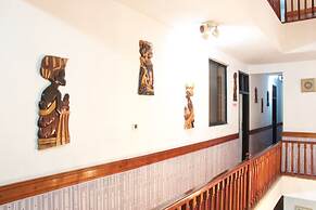 Hill View Hotel McCarthy Hills