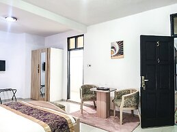 Hill View Hotel McCarthy Hills