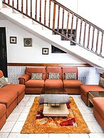 Hill View Hotel McCarthy Hills