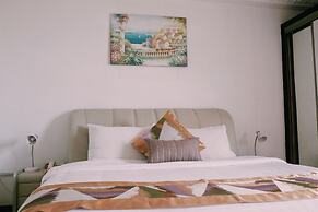 Hill View Hotel McCarthy Hills