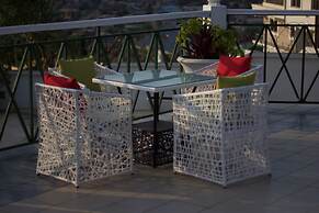 Hill View Hotel McCarthy Hills