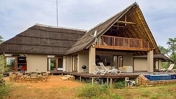 Finfoot Lake Reserve by Dream Resorts