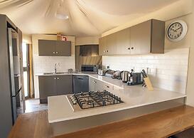 Finfoot Lake Reserve by Dream Resorts