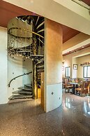 Zum Adler Castle B&B