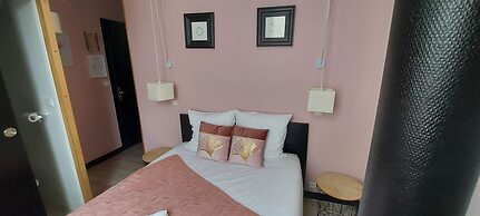 Hotel La Croisette & Restaurant Bistrot Gantier