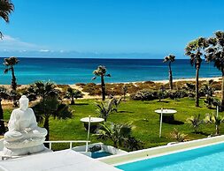 Hotel LIVVO Budha Beach