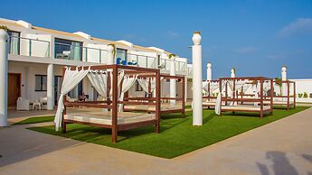 Hotel LIVVO Budha Beach