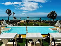 Hotel LIVVO Budha Beach