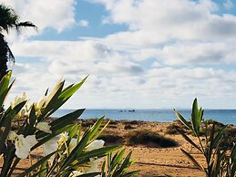 Hotel LIVVO Budha Beach