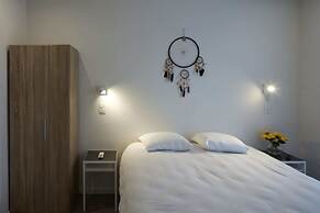 Alpha Hotel