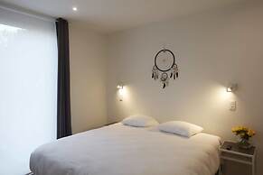 Alpha Hotel