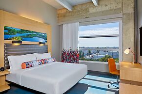 Aloft Miami Airport