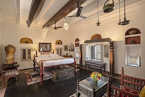 Neemrana Fort-Palace