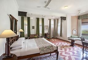 Neemrana Fort-Palace