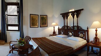 Neemrana Fort-Palace