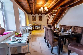 Hotel & Apartment RHOUSE Calca