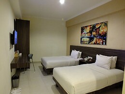 Apple Green Hotel