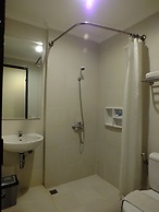 Apple Green Hotel