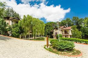 Legend Park Hotel