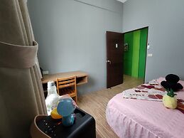 DF Park Space Hostel