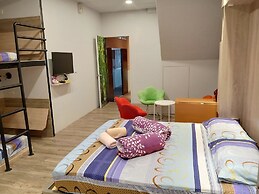 DF Park Space Hostel