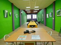 DF Park Space Hostel