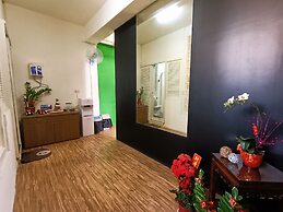 DF Park Space Hostel