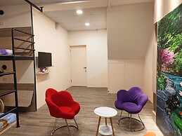 DF Park Space Hostel