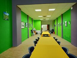 DF Park Space Hostel