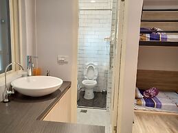 DF Park Space Hostel