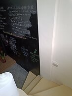 DF Park Space Hostel