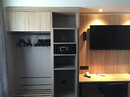 Tourist Hotel