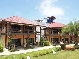 Chomview Resort