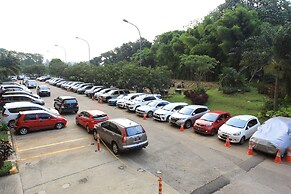 Literooms At Kebagusan City