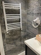 Aymira Suites