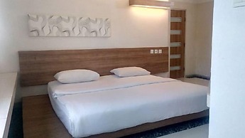 Space Hotel by Papaho