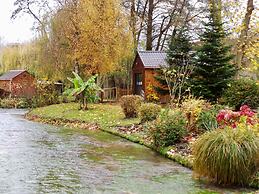 Au Fil de L'eau