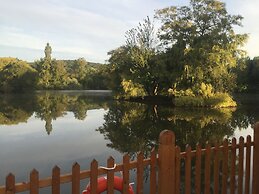 Au Fil de L'eau