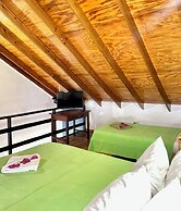 Bananaquit Apartments