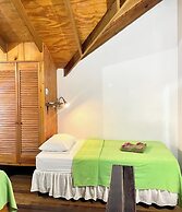 Bananaquit Apartments