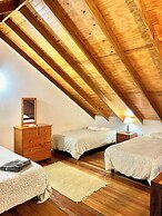 Bananaquit Apartments