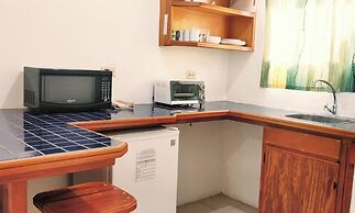 Bananaquit Apartments