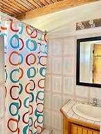 Bananaquit Apartments