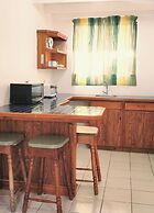 Bananaquit Apartments